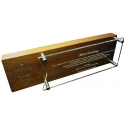Galvano Grande Híbrido de acrílico transparente y madera, el cual incluye un enorme grabado láser.