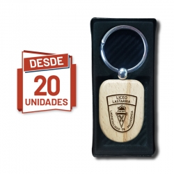 Llavero Escudo grabado personalizado, desde 20 unidades con caja de presentación de regalo. Al por mayor y detalle.