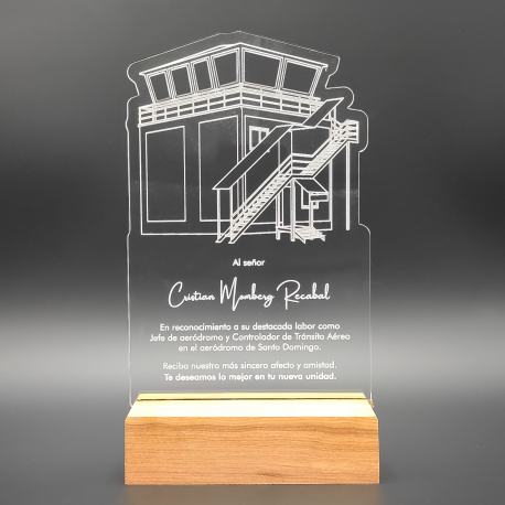 Galvano de Acrílico small con forma personalizada y base de madera. Pon aquí tu logo o la forma que quieras.