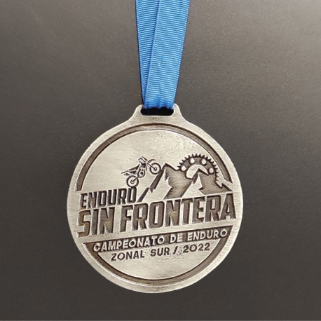 Medalla grande metálica de 9 cm