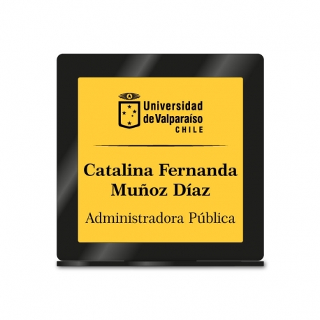Portanombre cuadrado con placa personalizada 