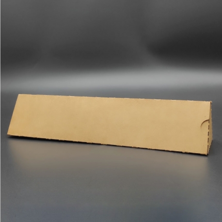 Porta nombre de escritorio personalizado triangulo de madera con placa grabada 24x5 cms