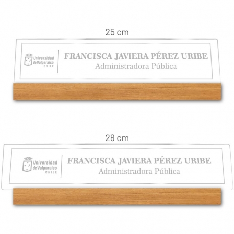 Portanombre acrílico intercambiable con base de madera - Tamaño M y L - Incluye diseño personalizado y grabado láser Portanombre acrílico intercambiable con base de madera - Tamaño M y L - Incluye diseño personalizado y grabado láser