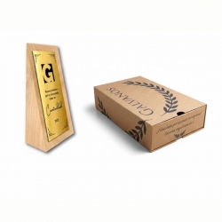 Galvano Cuña Vertical de madera nativa con placa
